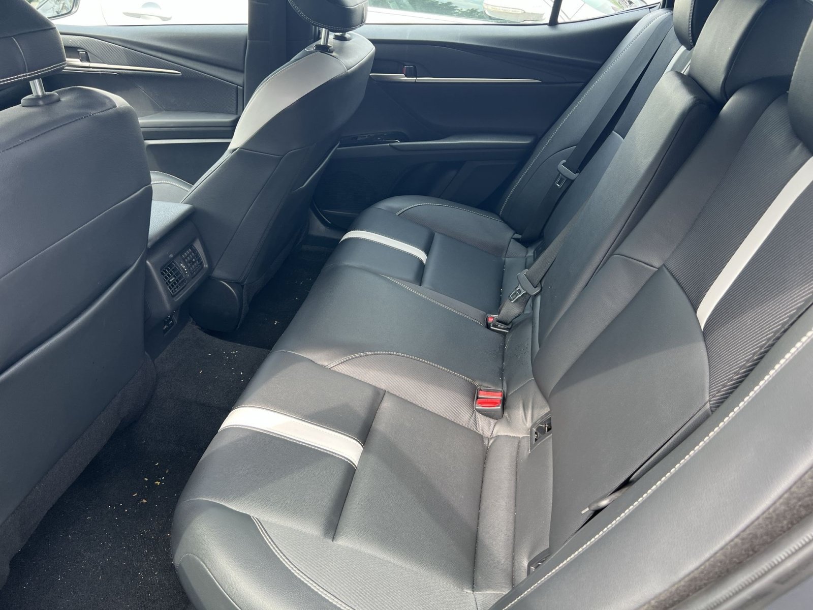 Used 2025 Toyota Camry SE FWD image 20