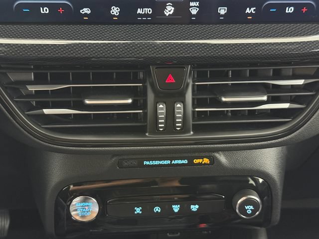 Used 2025 Ford Escape ST-Line w/ Tech Pack #1 FWD image 18