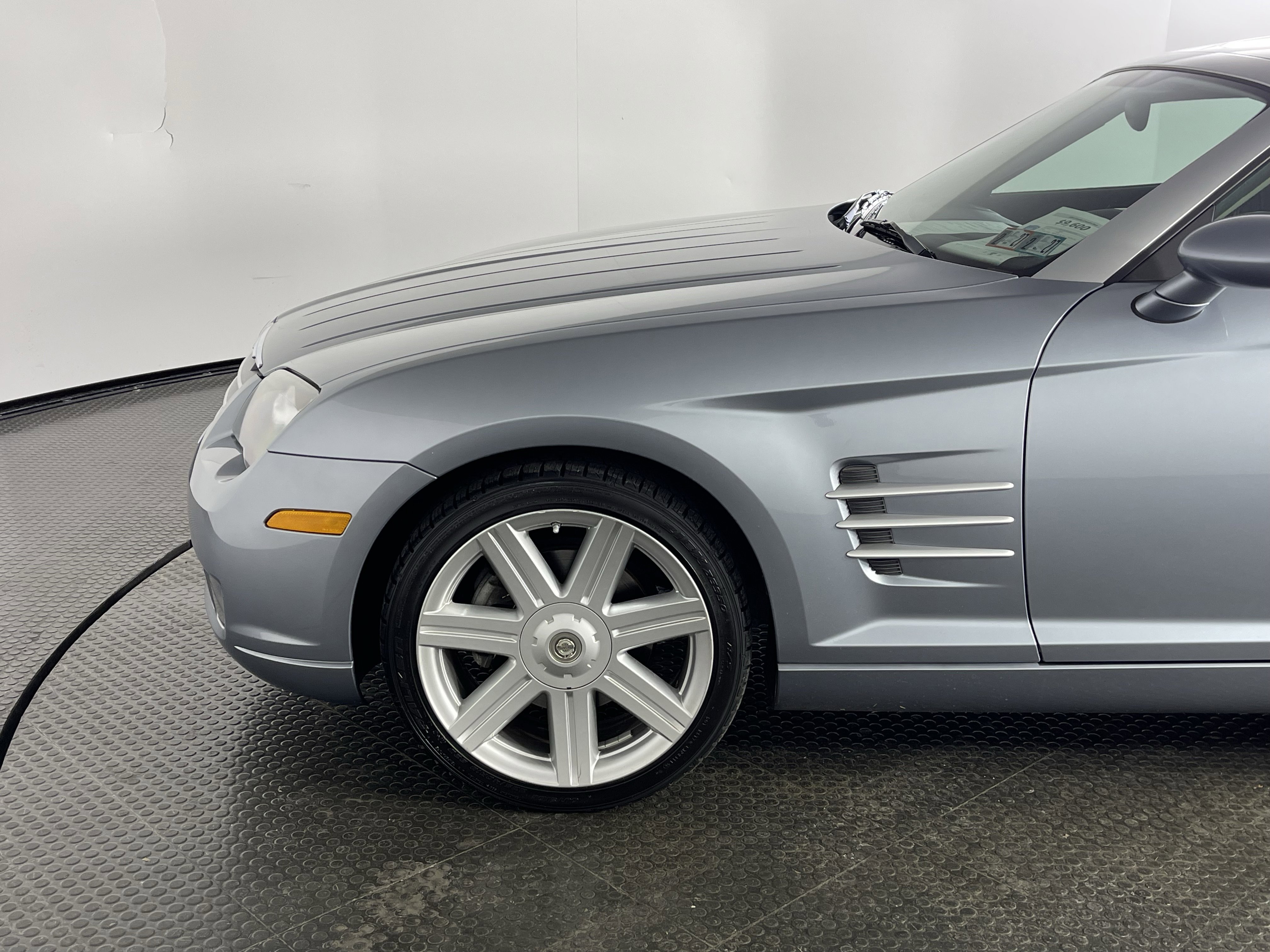 Used 2004 Chrysler Crossfire Coupe image 4