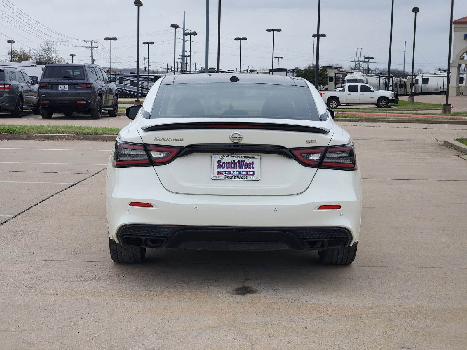 Used 2022 Nissan Maxima SR w/ Sport Mat Group image 8