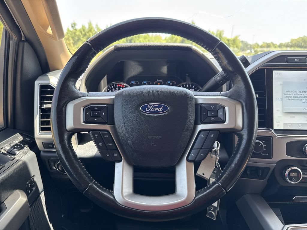 Used 2022 Ford F250 Lariat w/ Lariat Value Package AWD/4WD image 15