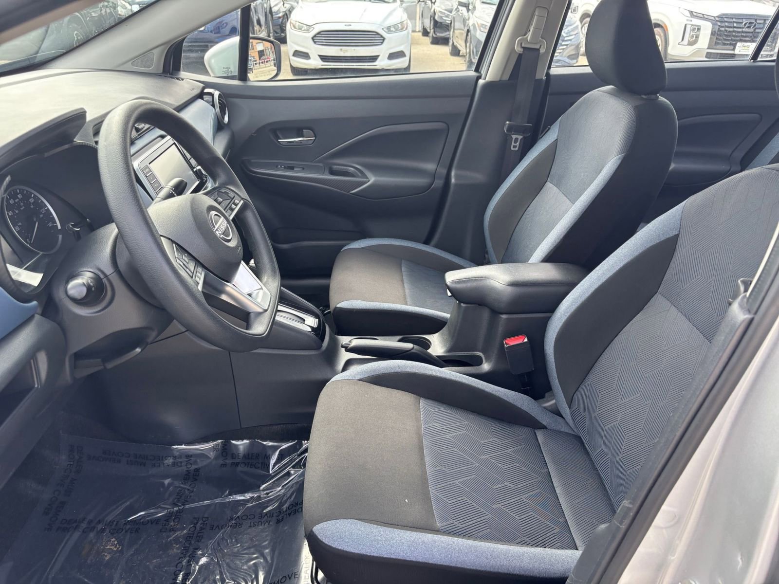 Used 2025 Nissan Versa SV image 24