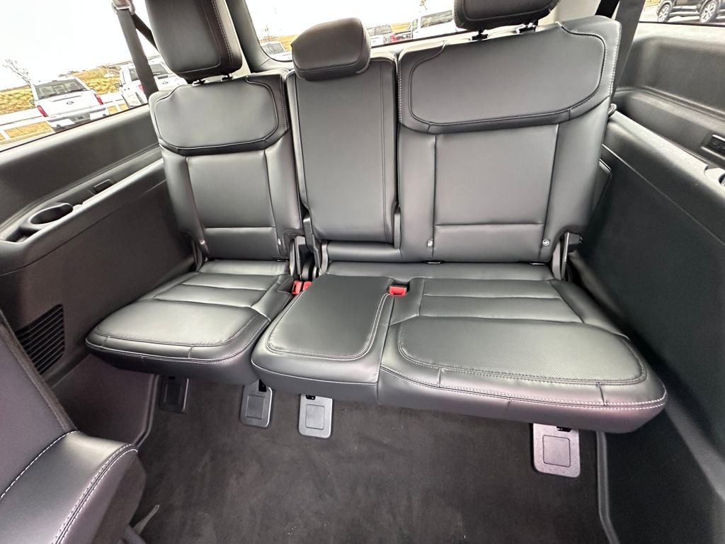 New 2025 Ford Expedition Max Platinum w/ Driver's Package image 20