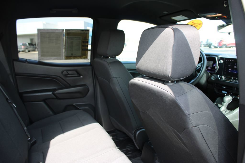 Used 2024 Chevrolet Colorado W/T image 30