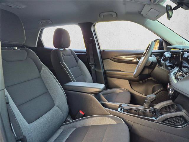 Used 2025 Chevrolet TrailBlazer LT FWD image 19