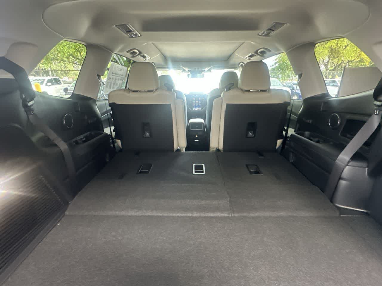 New 2026 Subaru Ascent Limited AWD/4WD image 25