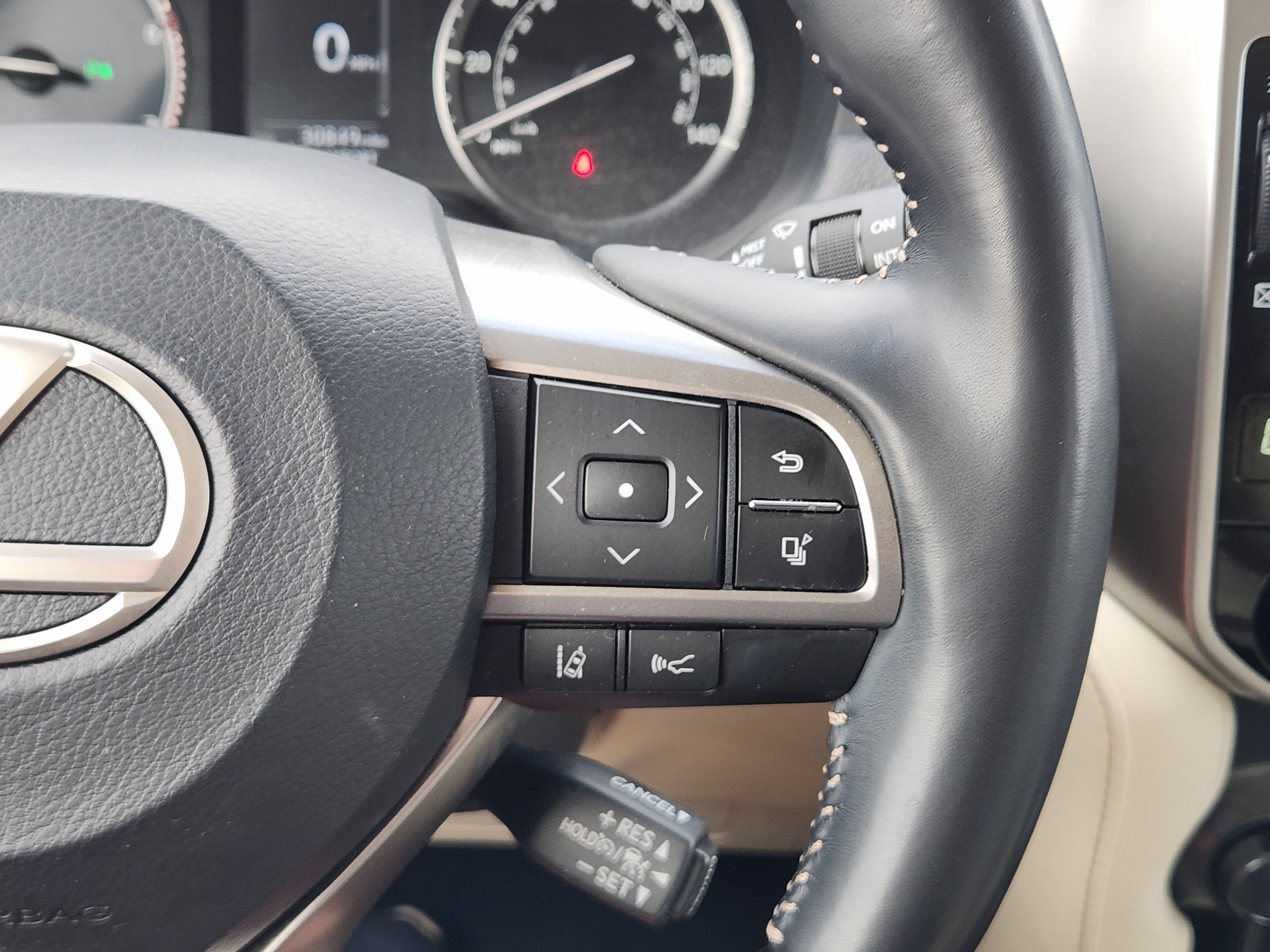 Used 2023 Lexus GX 460 Luxury AWD/4WD image 36