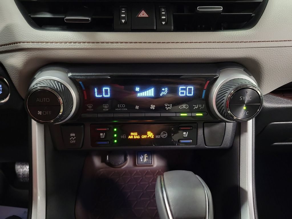 Used 2023 Toyota RAV4 Limited w/ Limited Grade Weather Package AWD/4WD image 18