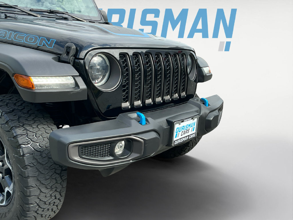 Used 2023 Jeep Wrangler Unlimited Rubicon 4xe w/ Cold Weather Group AWD/4WD image 19