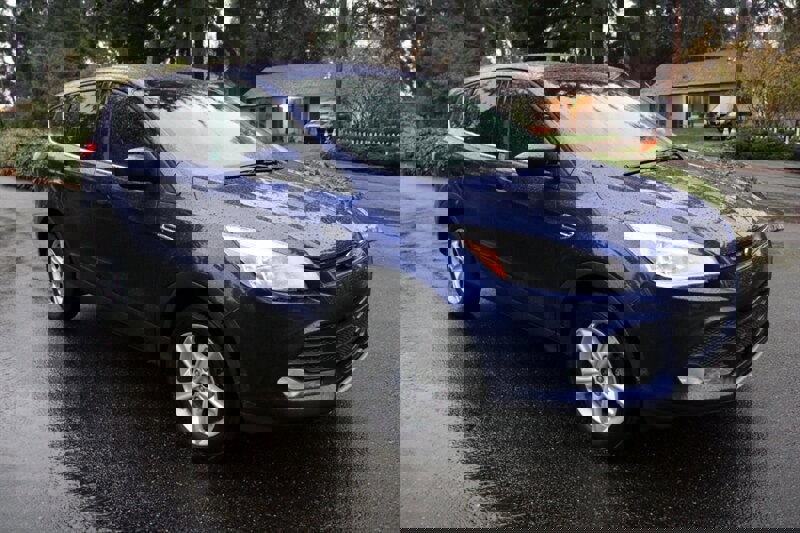 Used 2013 Ford Escape SE image 2