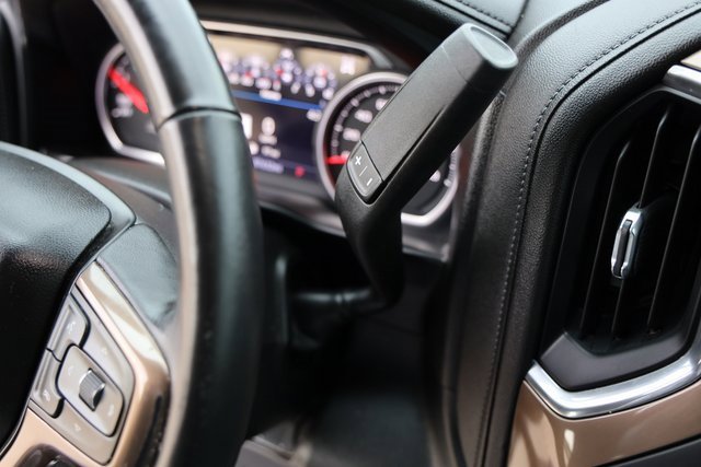 Used 2020 Chevrolet Silverado 1500 High Country w/ Technology Package image 26