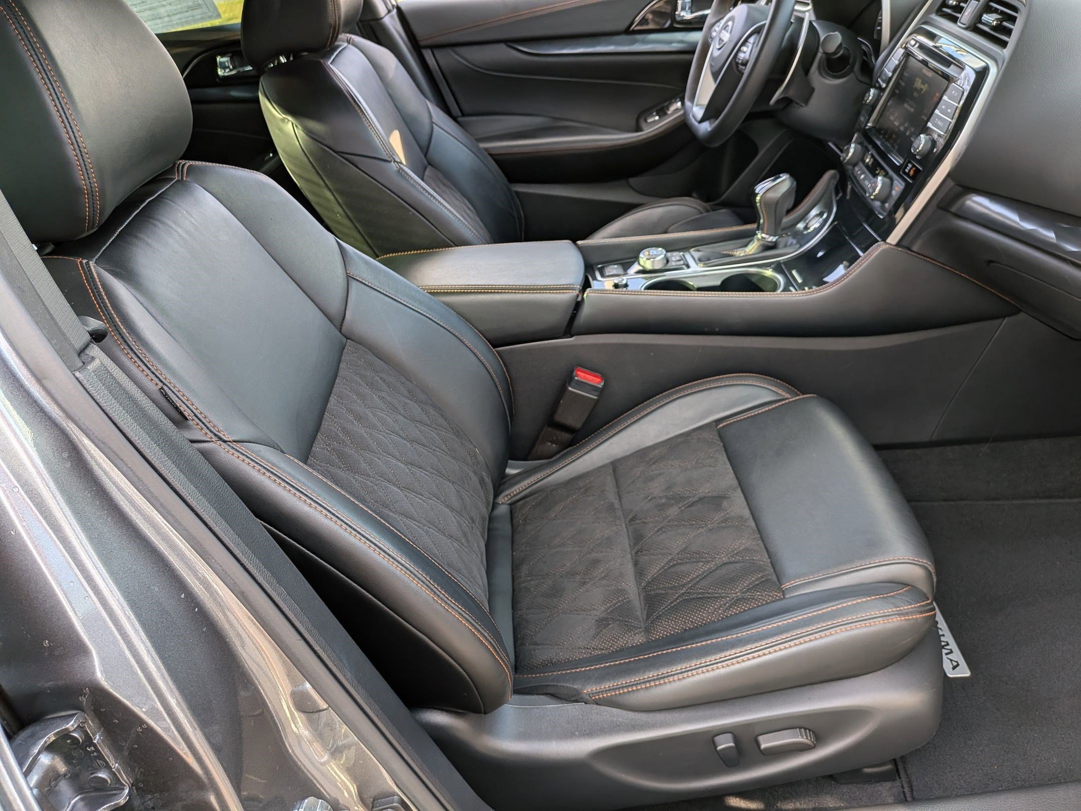 Certified 2023 Nissan Maxima SR w/ Sport Mat Group FWD image 33