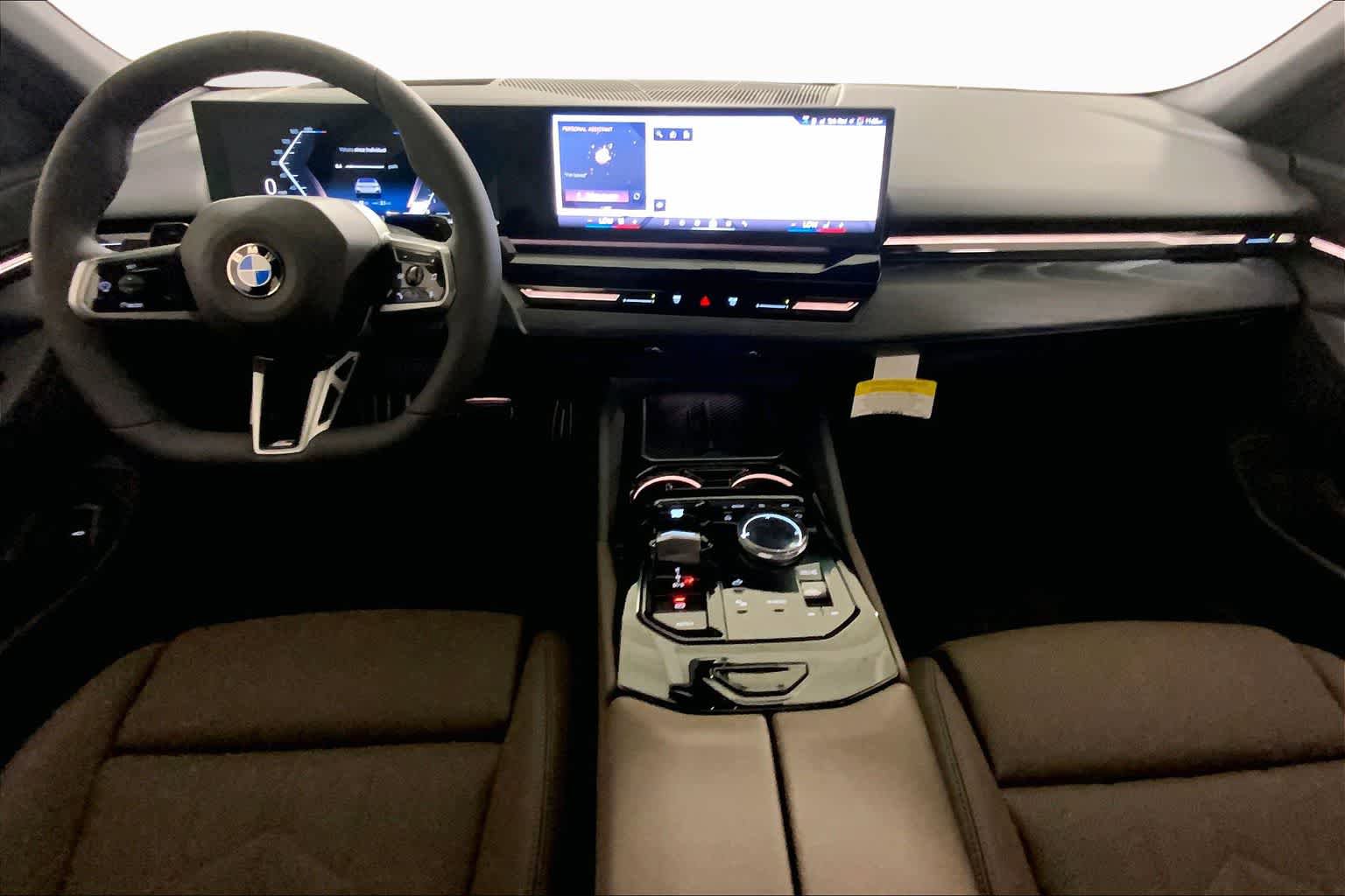 New 2026 BMW 530i xDrive w/ M Sport Package AWD/4WD image 5