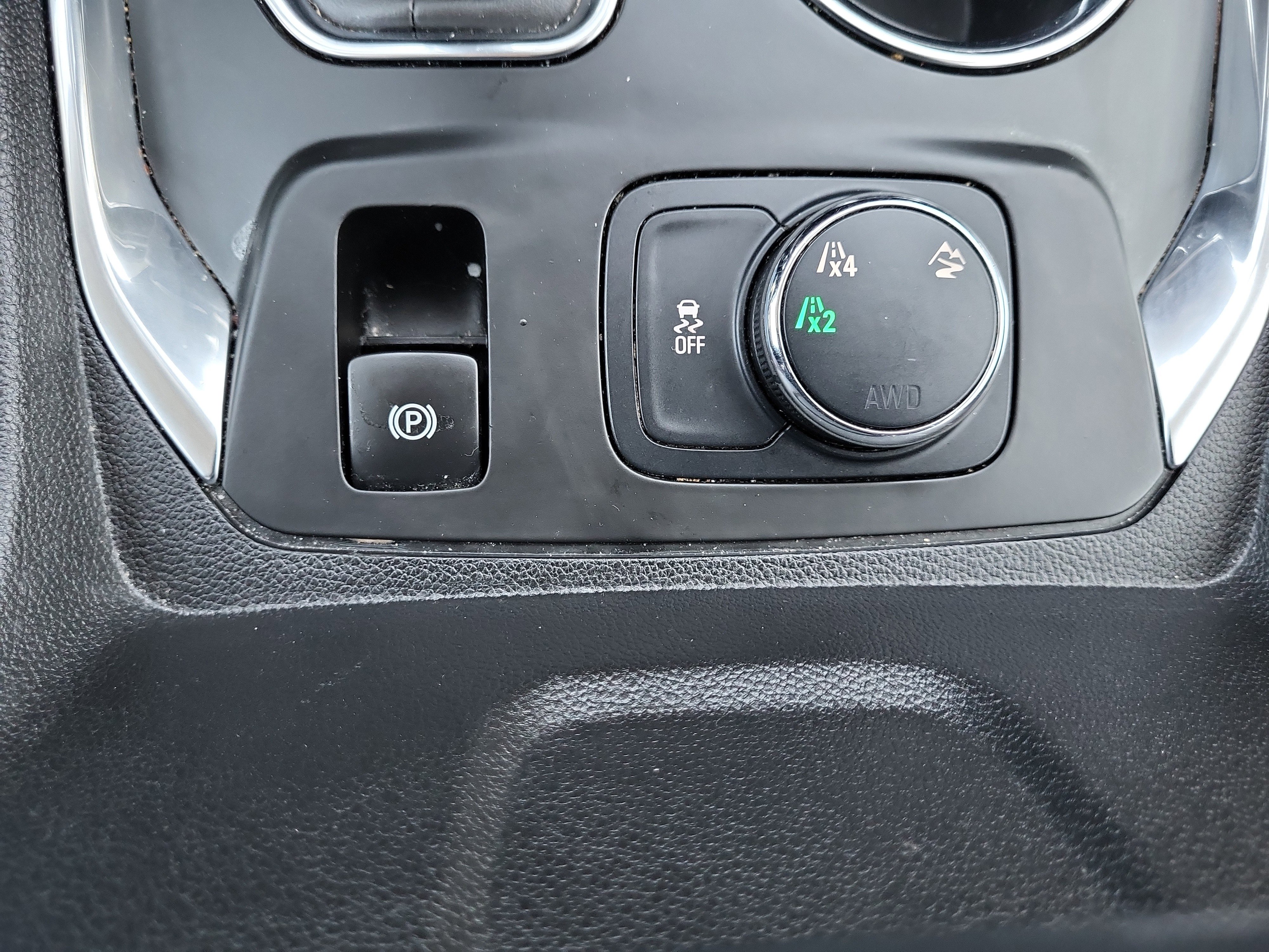 Certified 2021 Chevrolet Traverse LT image 28