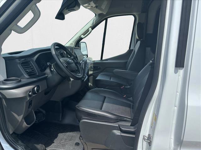 New 2025 Ford Transit 250 148 Medium Roof w/ Load Area Protection Package image 9