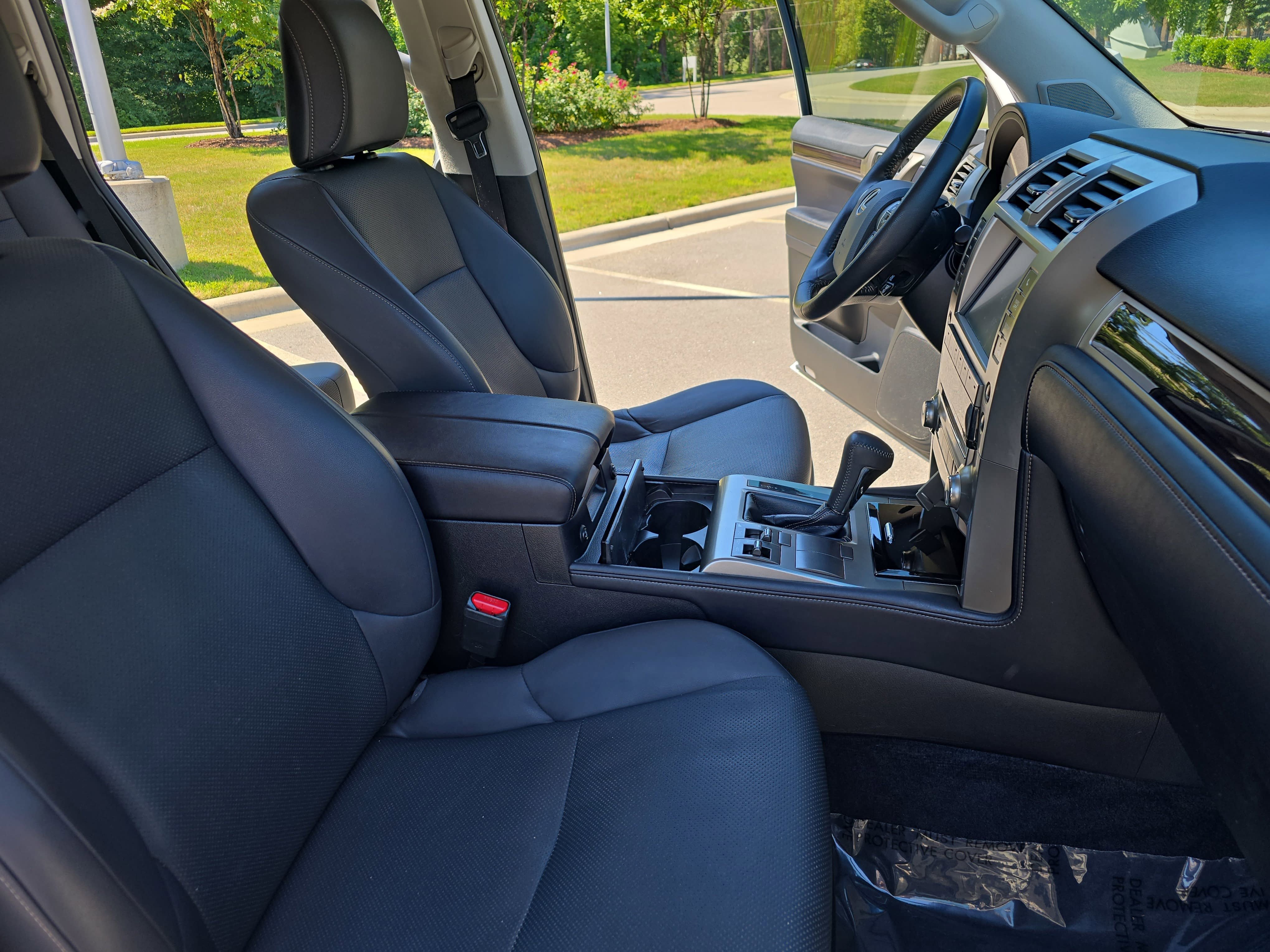 Used 2017 Lexus GX 460 w/ Navigation Package AWD/4WD image 10