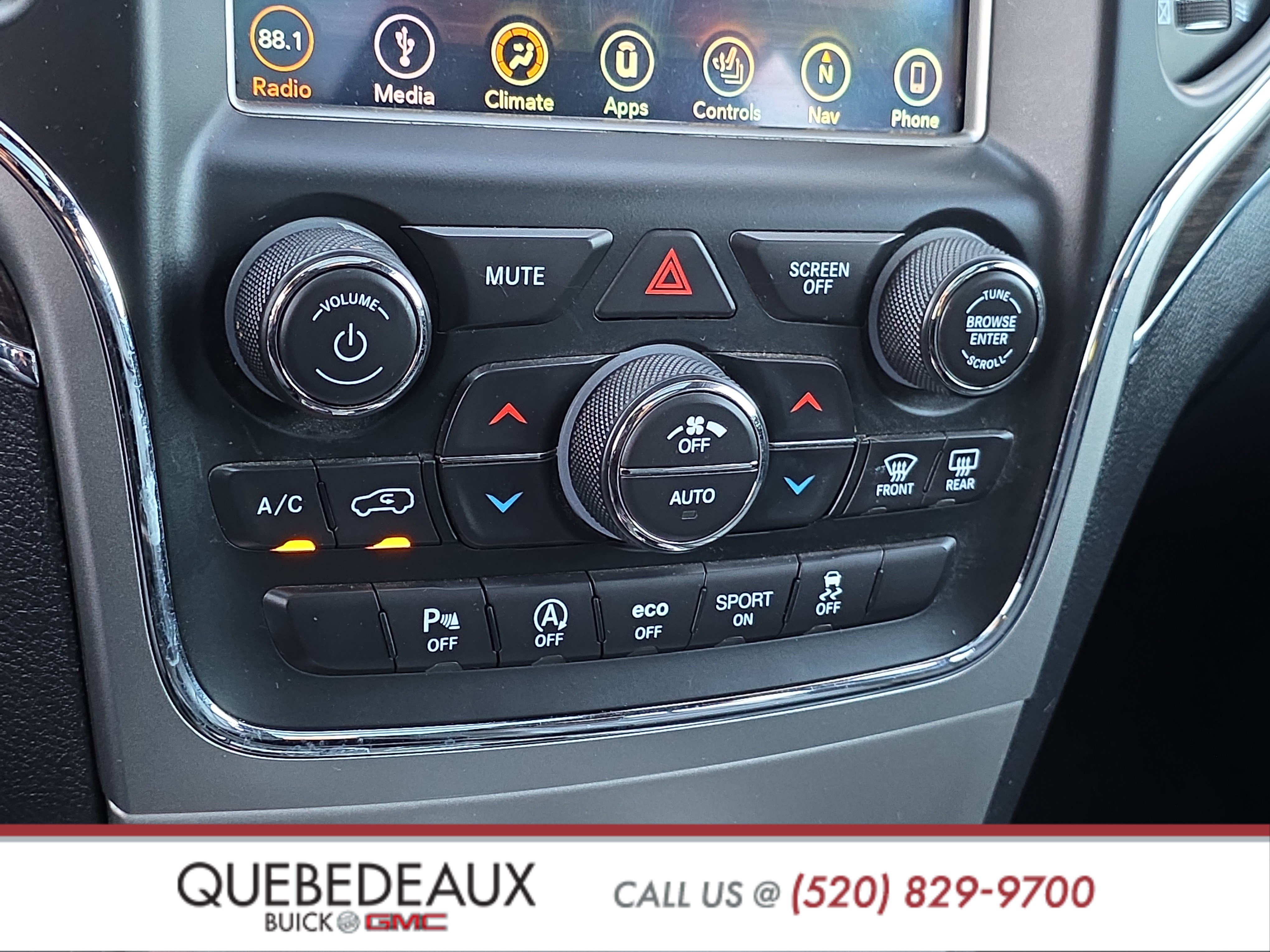 Used 2018 Jeep Grand Cherokee Overland AWD/4WD image 19