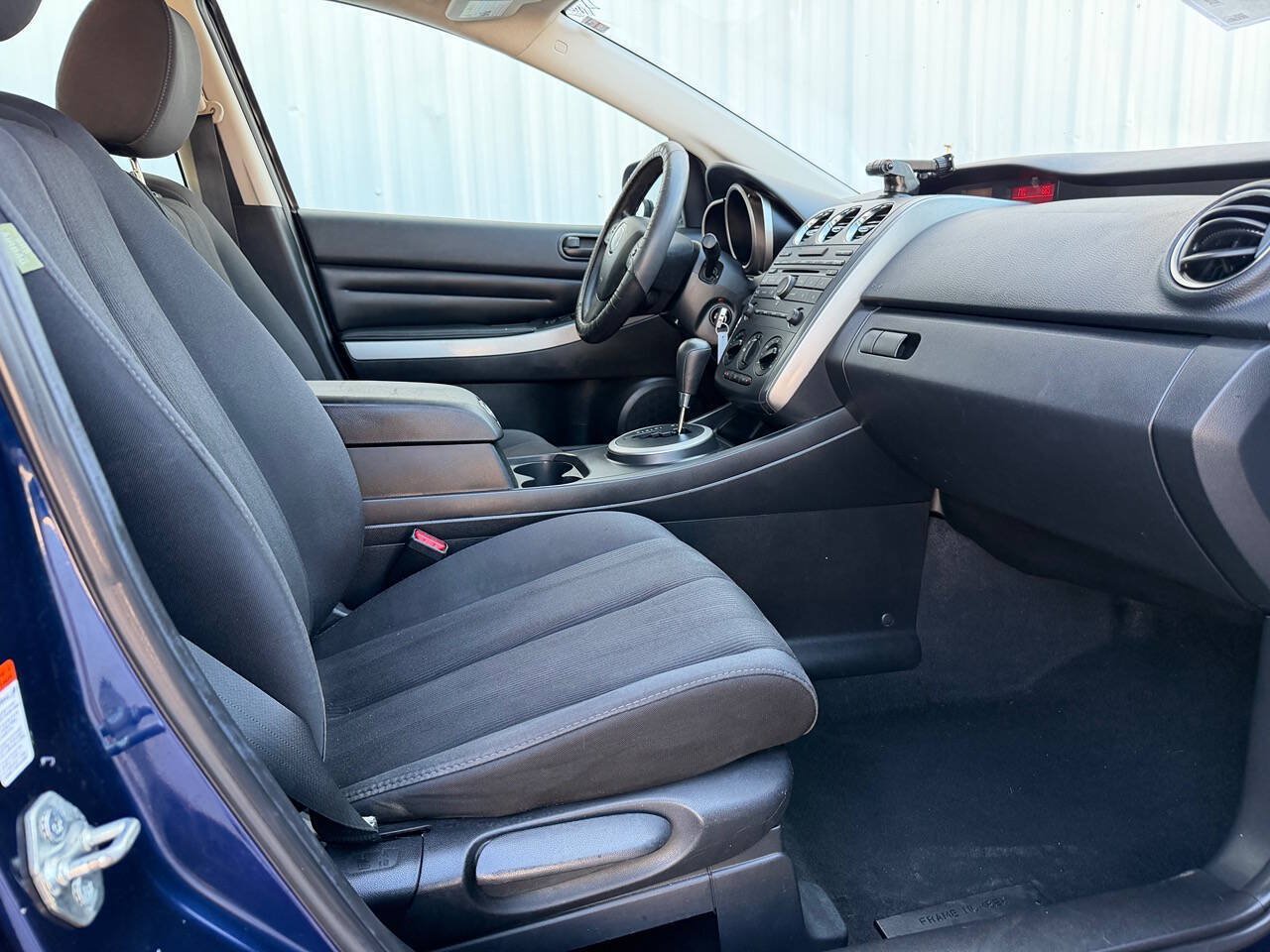 Used 2011 MAZDA CX-7 i SV FWD image 14