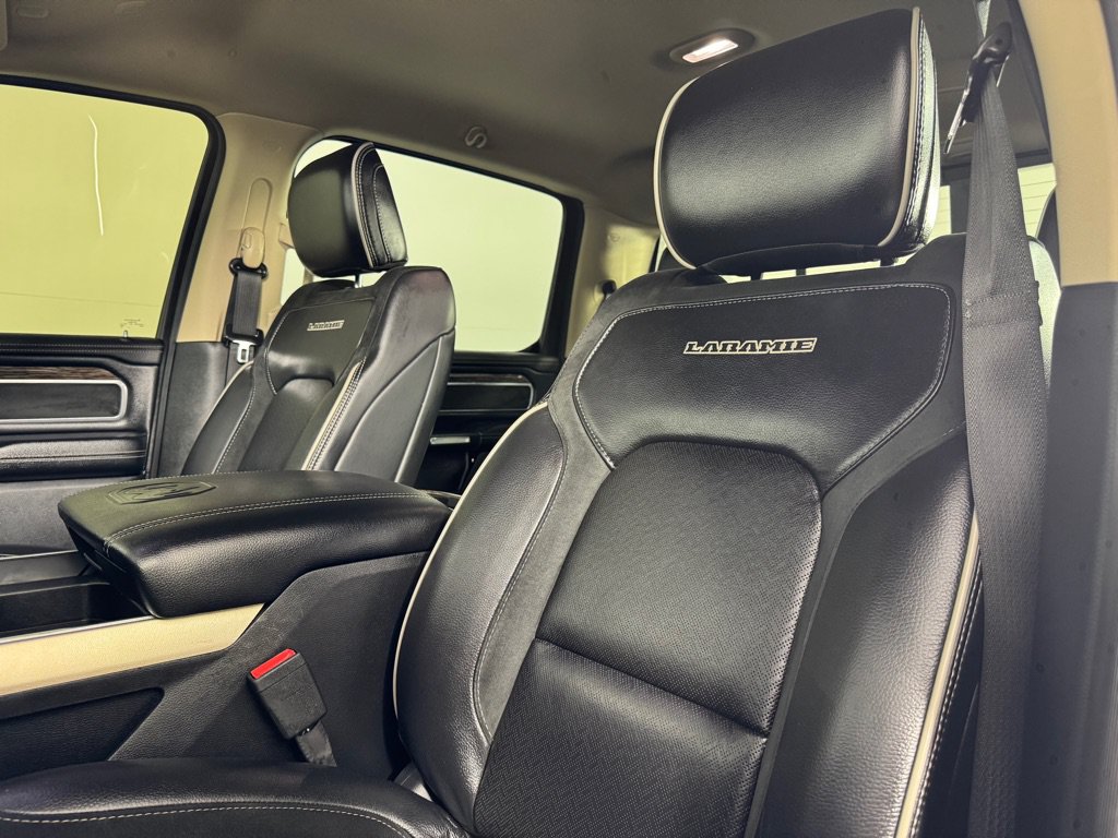 Used 2019 RAM 1500 Laramie AWD/4WD image 13
