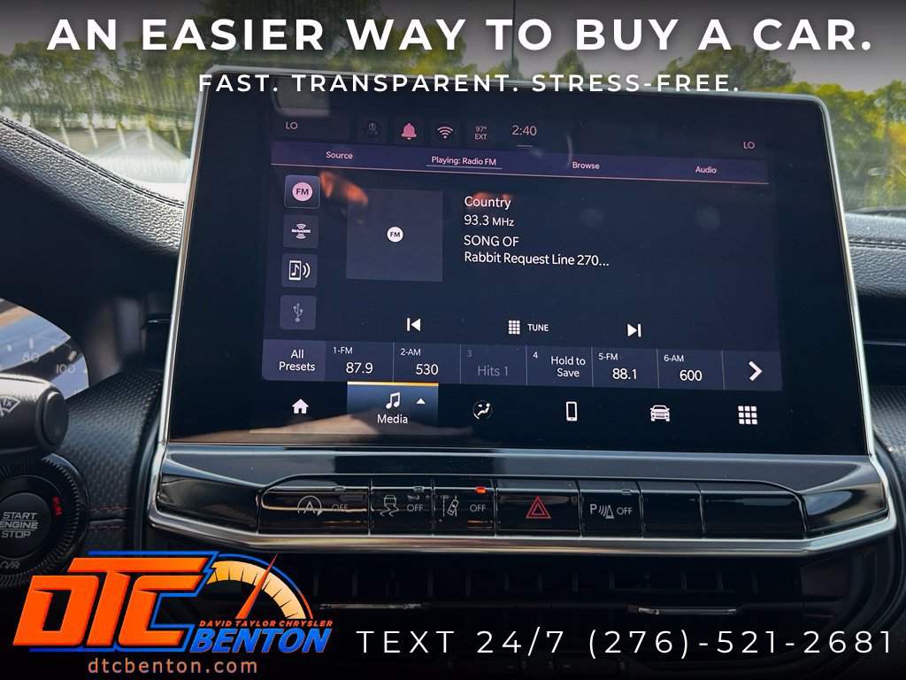 Used 2022 Jeep Compass Trailhawk w/ Trailer Tow Group AWD/4WD image 19