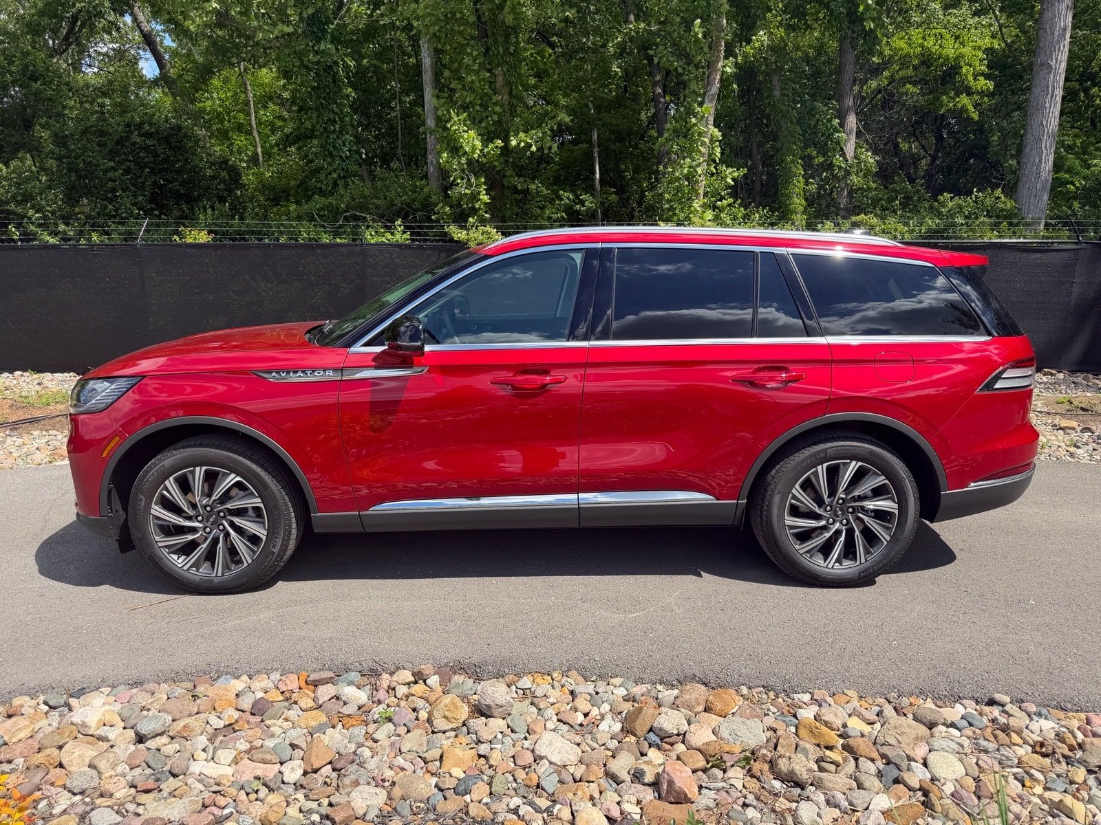 New 2026 Lincoln Aviator AWD image 2