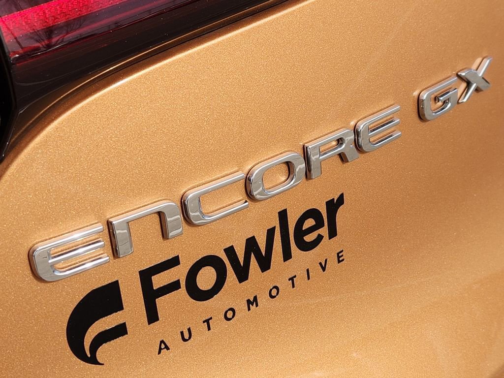Used 2024 Buick Encore GX Sport Touring image 11