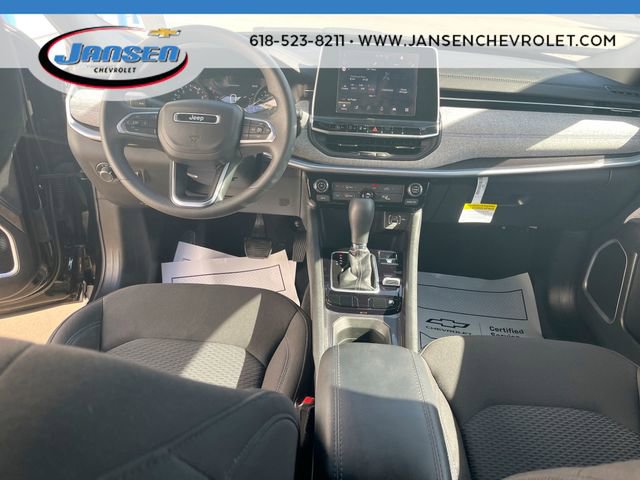 Used 2025 Jeep Compass Sport AWD/4WD image 19