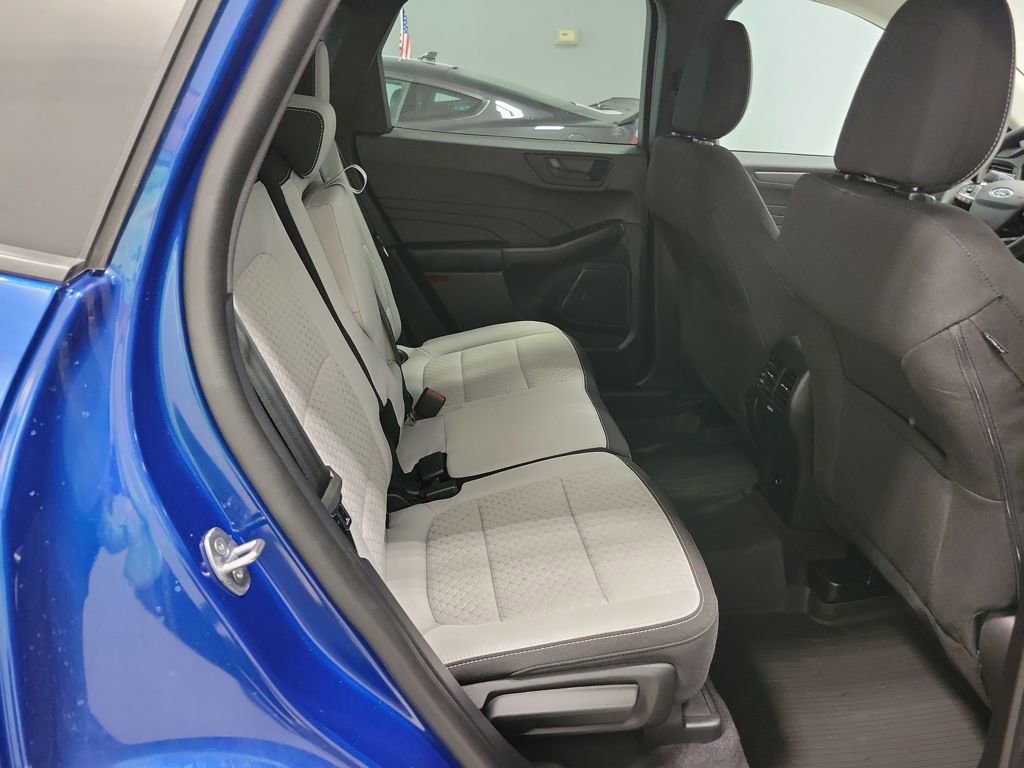 Used 2023 Ford Escape Active image 15