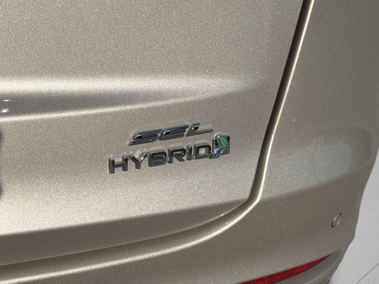 Used 2019 Ford Fusion SEL FWD image 9