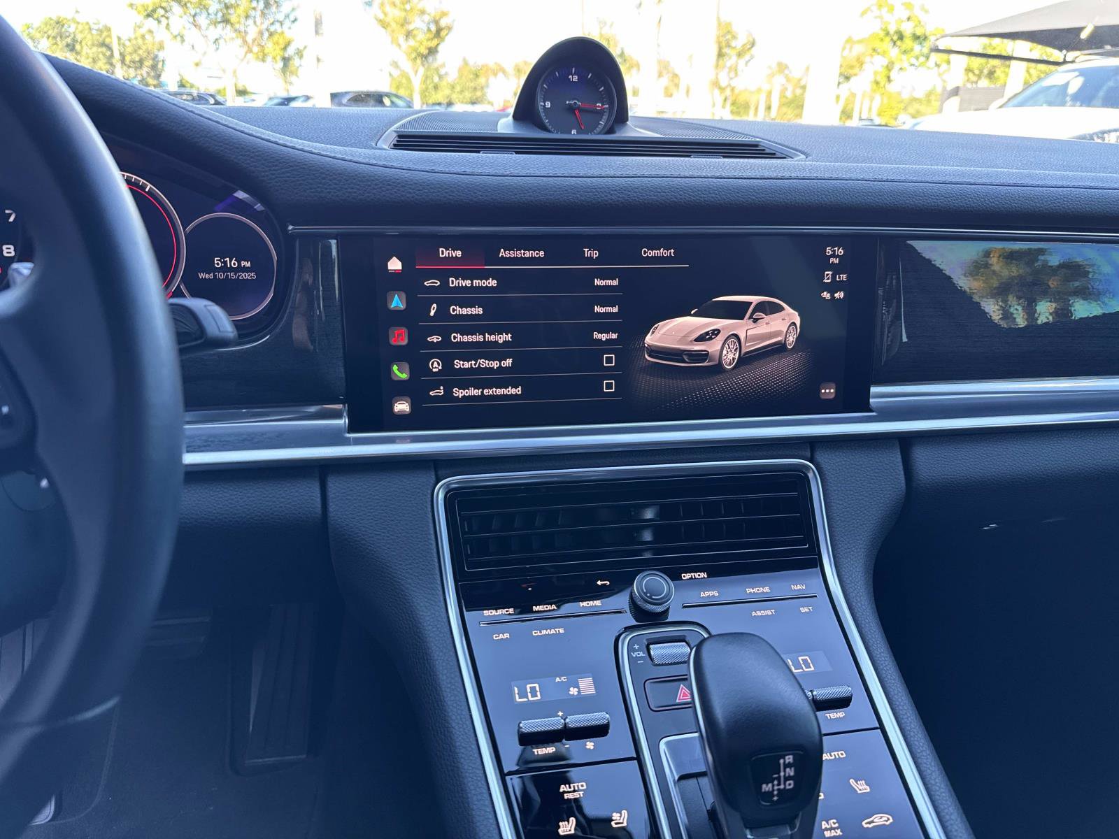 Certified 2023 Porsche Panamera Platinum Edition image 26