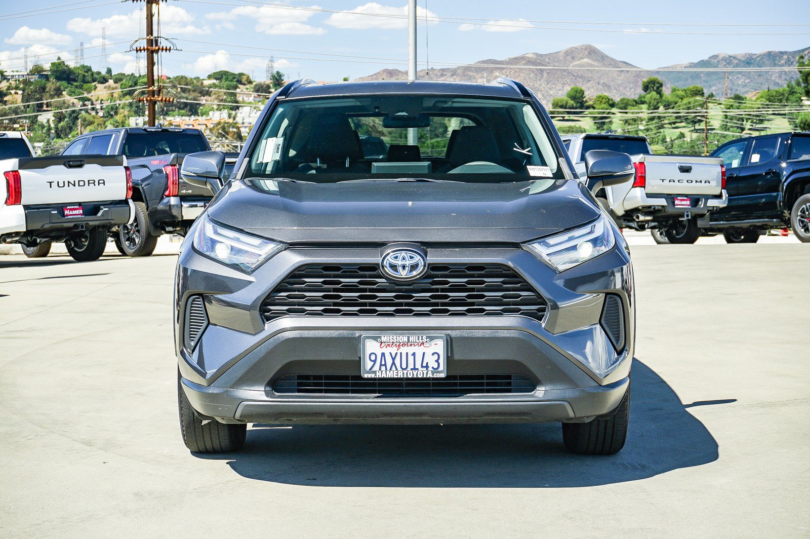 Used 2022 Toyota RAV4 XLE w/ Convenience Package AWD/4WD image 2