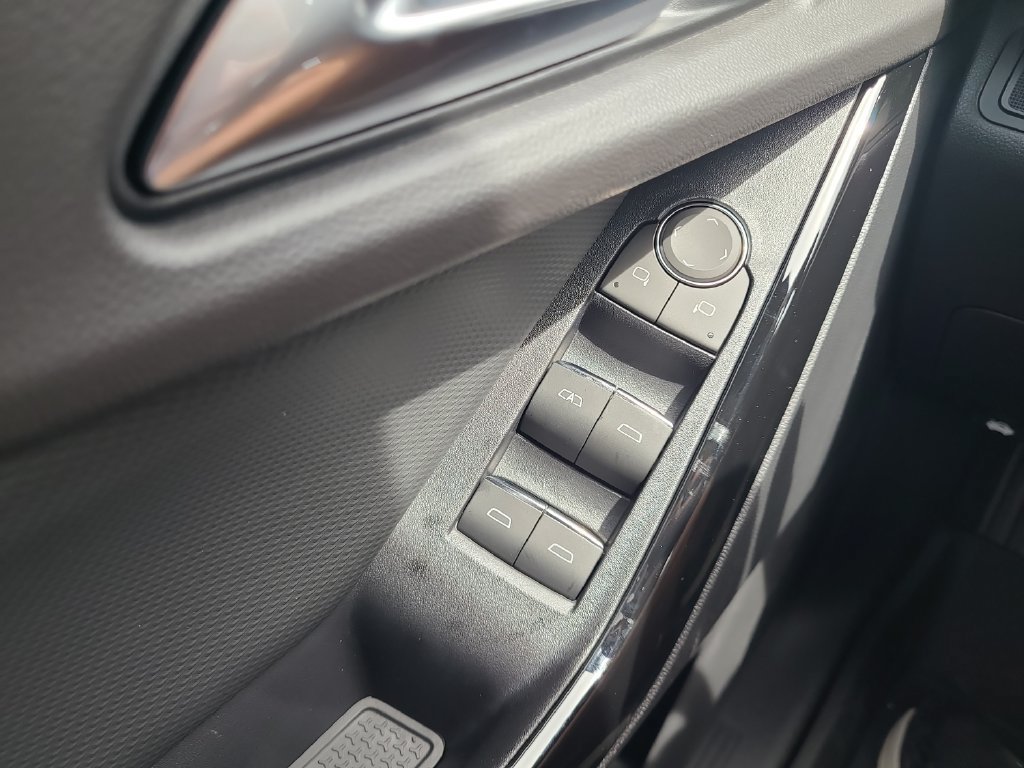 New 2027 Chevrolet Equinox RS w/ Safety and Technology Package AWD/4WD image 18