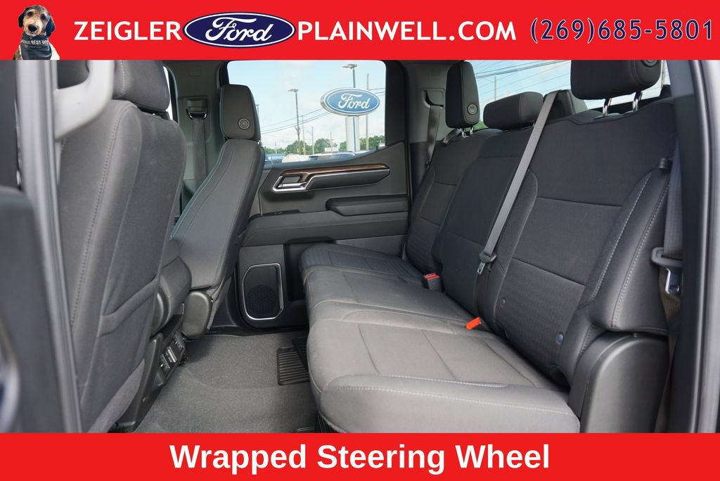 Used 2024 Chevrolet Silverado 1500 LT AWD/4WD image 10