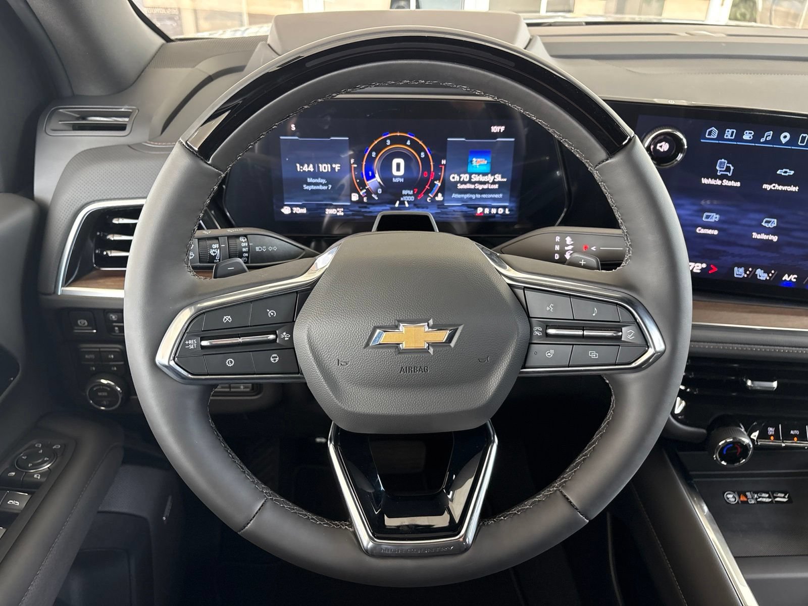 New 2026 Chevrolet Suburban High Country AWD/4WD image 35
