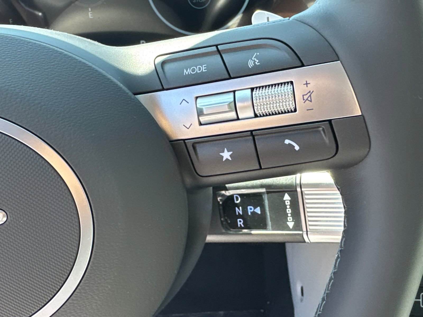 New 2026 Hyundai Kona Limited FWD image 28