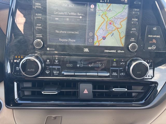 Used 2020 Toyota Highlander Limited image 35