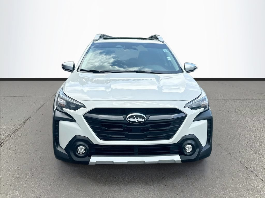 Used 2025 Subaru Outback Touring XT AWD/4WD image 2