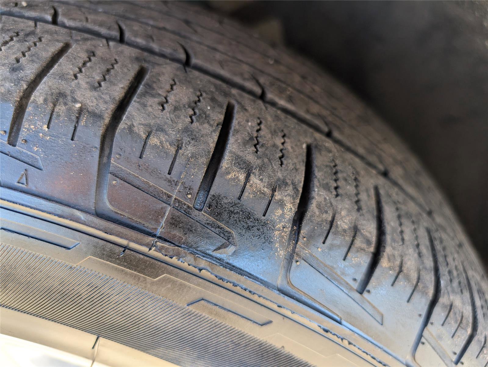 Used 2018 Chrysler Pacifica Limited image 10