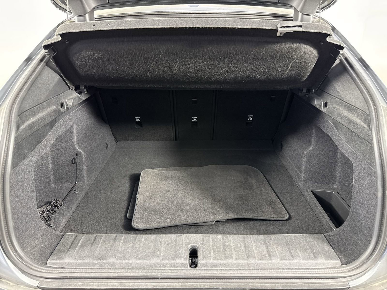 Used 2025 BMW X2 xDrive28i image 33