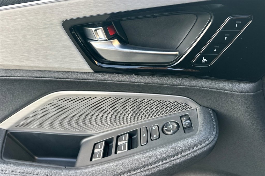 Certified 2024 Acura MDX SH-AWD image 12