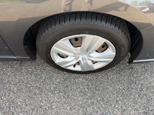 Used 2018 Subaru Legacy 2.5i AWD/4WD image 18