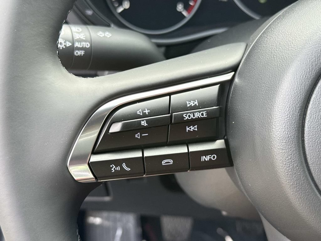 New 2026 MAZDA MAZDA3 2.5 S Hatchback w/ Premium Pkg FWD image 39
