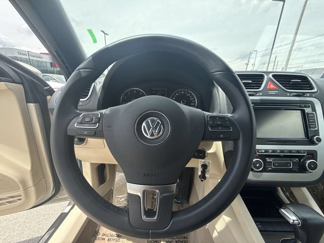 Used 2010 Volkswagen Eos Komfort FWD image 14