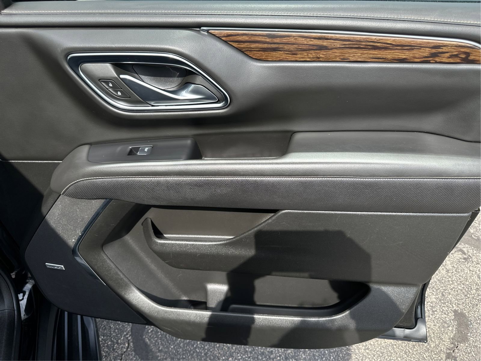 Certified 2024 Chevrolet Suburban Premier image 22