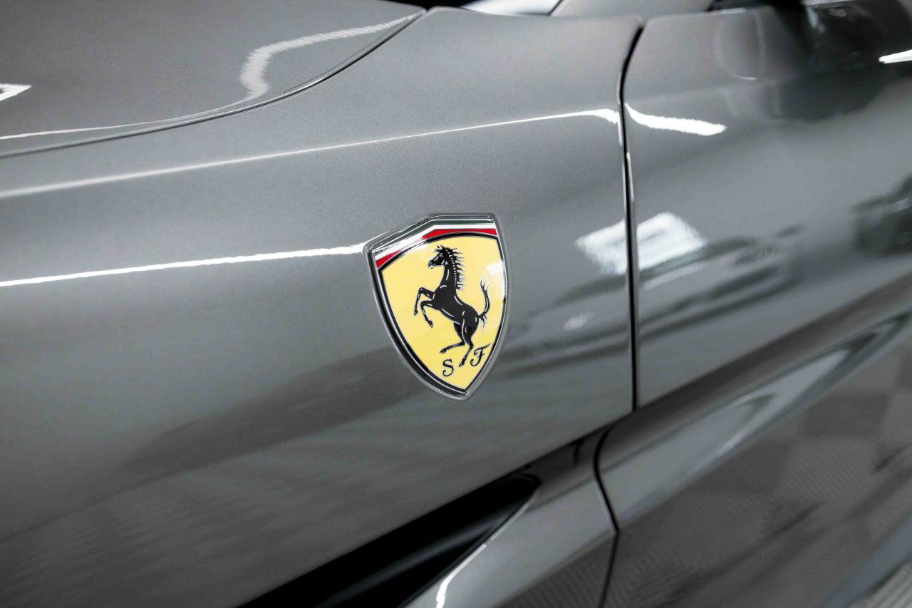 Used 2020 Ferrari Portofino RWD image 29