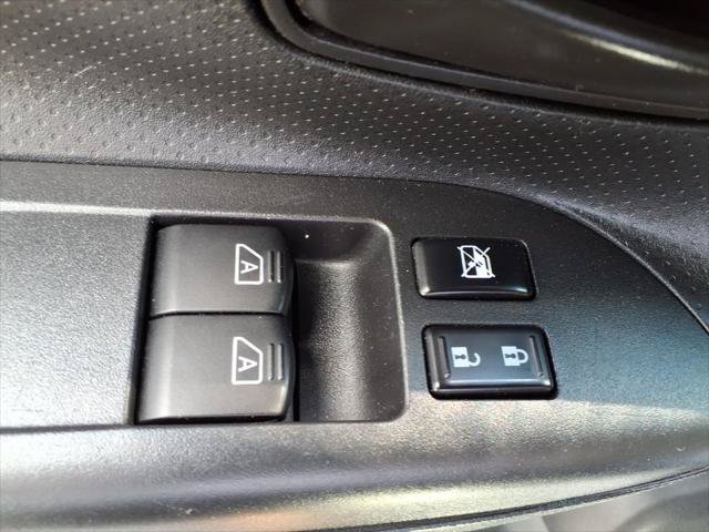 Used 2020 Nissan NV200 S FWD image 14