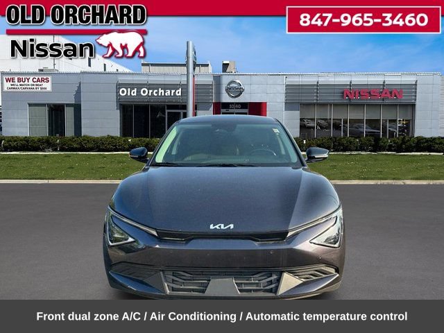 Used 2025 Kia EV6 Light AWD/4WD image 2