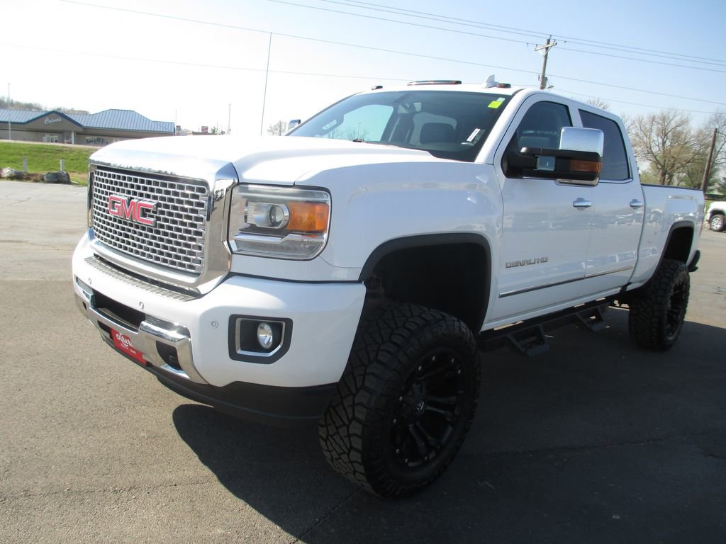 Used 2016 GMC Sierra 2500 Denali image 11