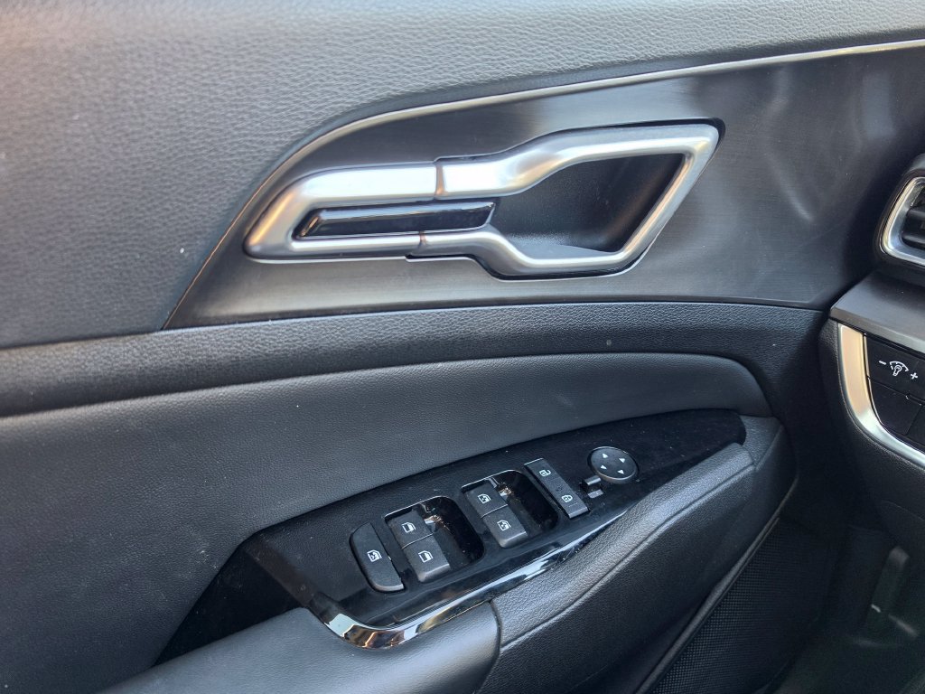 Used 2024 Kia Sportage EX FWD image 19