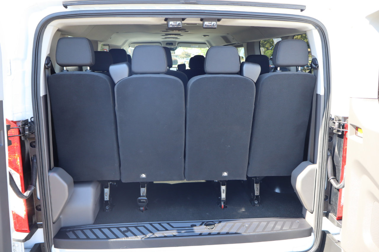 Used 2024 Ford Transit 350 XLT image 7